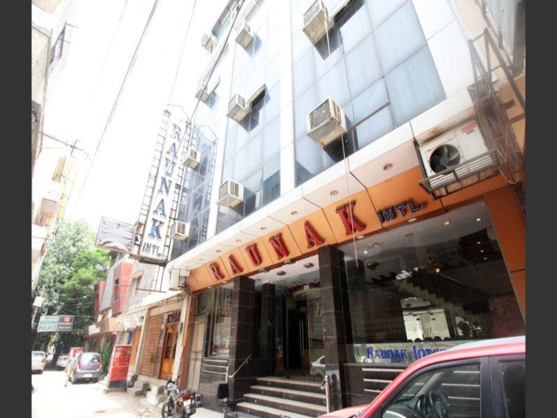 Hotel Raunak International Nova Deli Exterior foto